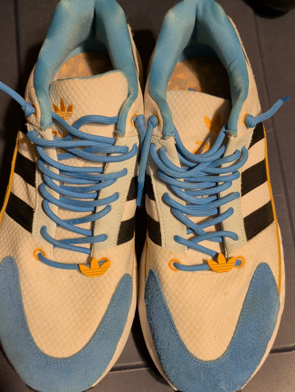 adidas Men’s White, Light Blue & Black Lace-Up Trainers